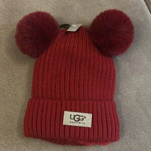New kids, UGG, hat warm, cozy, comfortable, and soft for inside